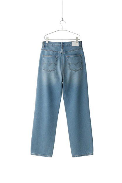 Back view 3 – full length back yoke and patch pockets