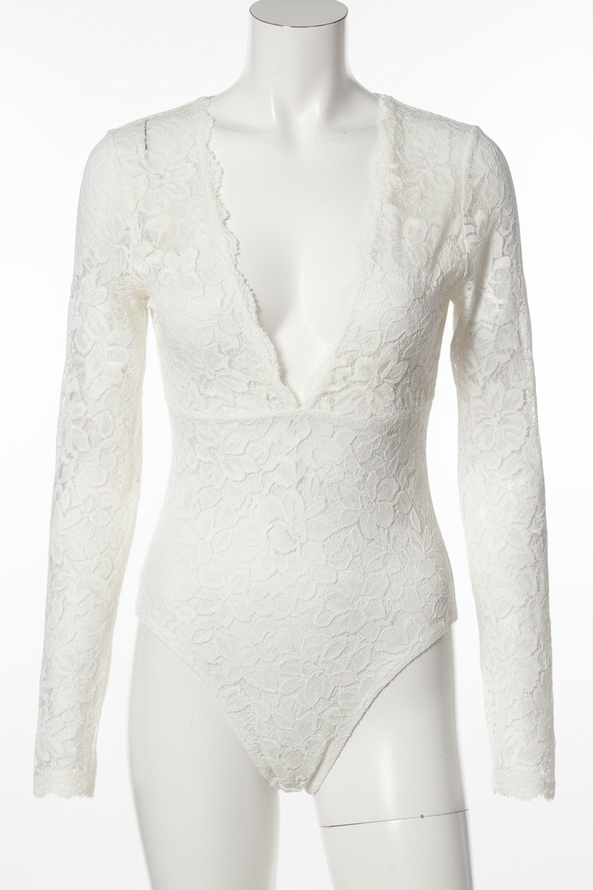 Ivory / warm off-white
